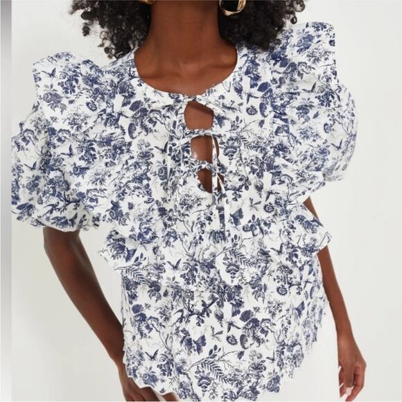 Tuckernuck Tops - Hyacinth House Nadia Blouse Blue Floral Tuckernuck Puff Sleeve LARGE Top NWT